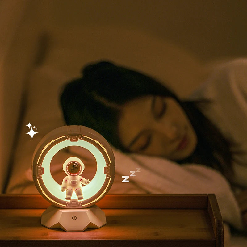 Children's Astronaut Lamp